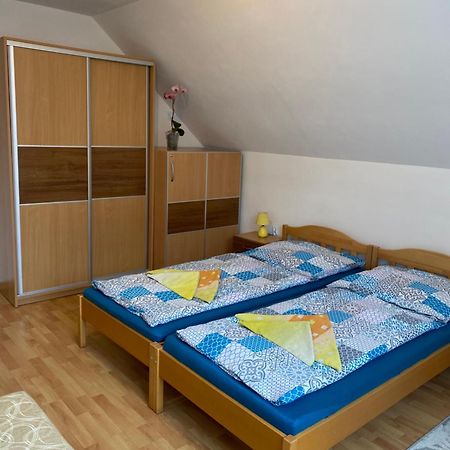 Apartman 80 Oravsky Podzamok Exterior foto