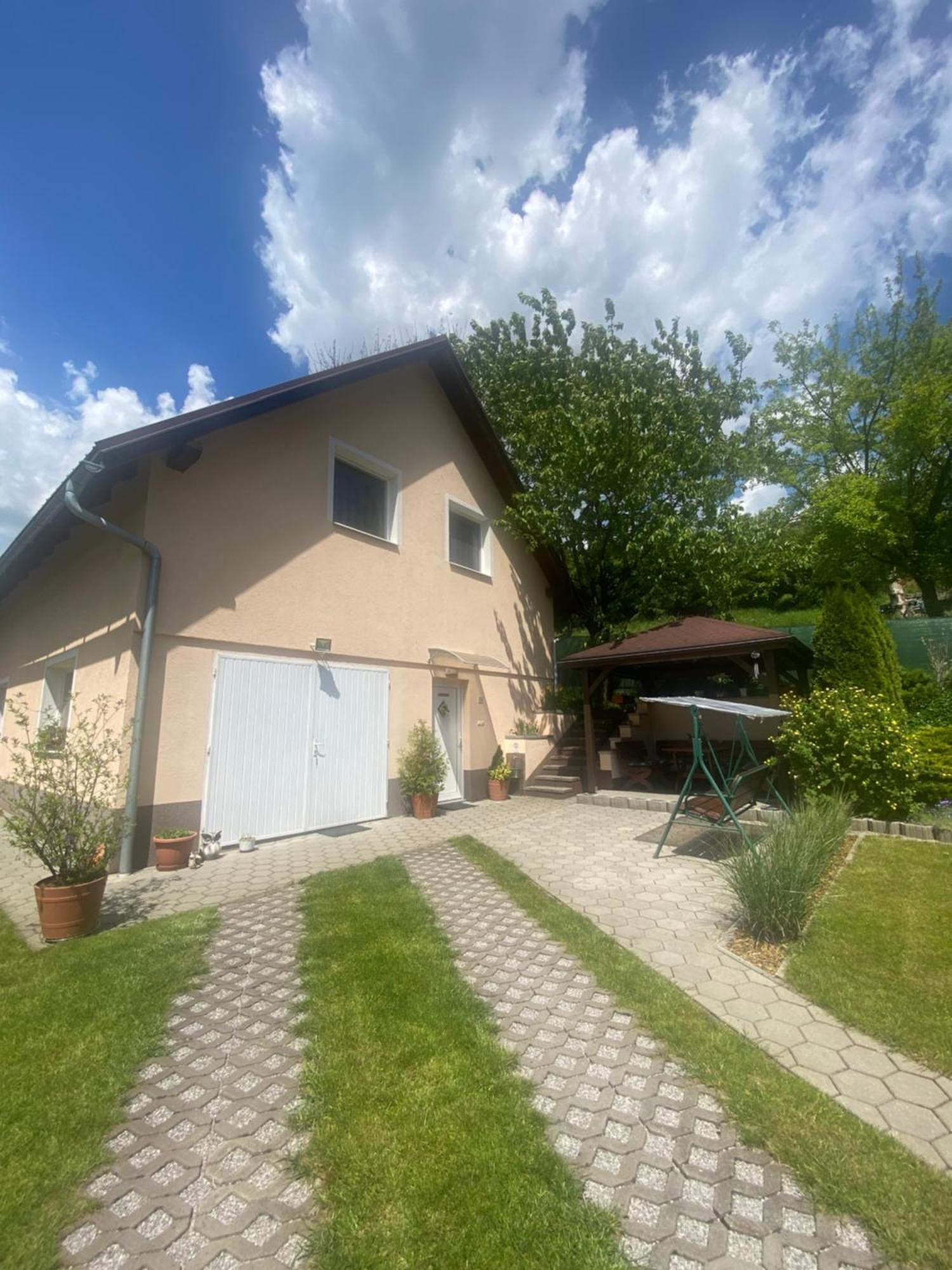 Apartman 80 Oravsky Podzamok Exterior foto